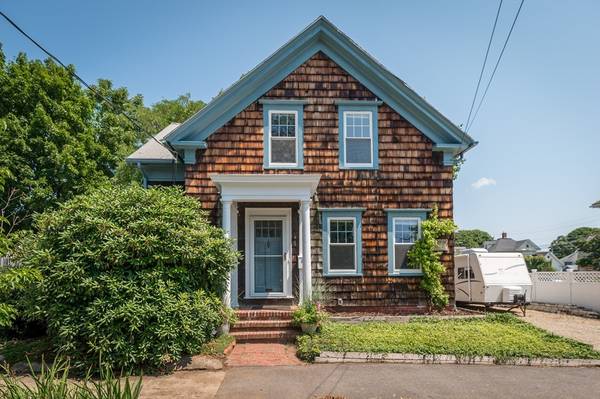 22 Oak St, Danvers, MA 01923