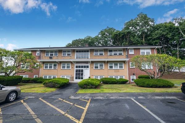 7 Austin Ct #L, Saugus, MA 01906