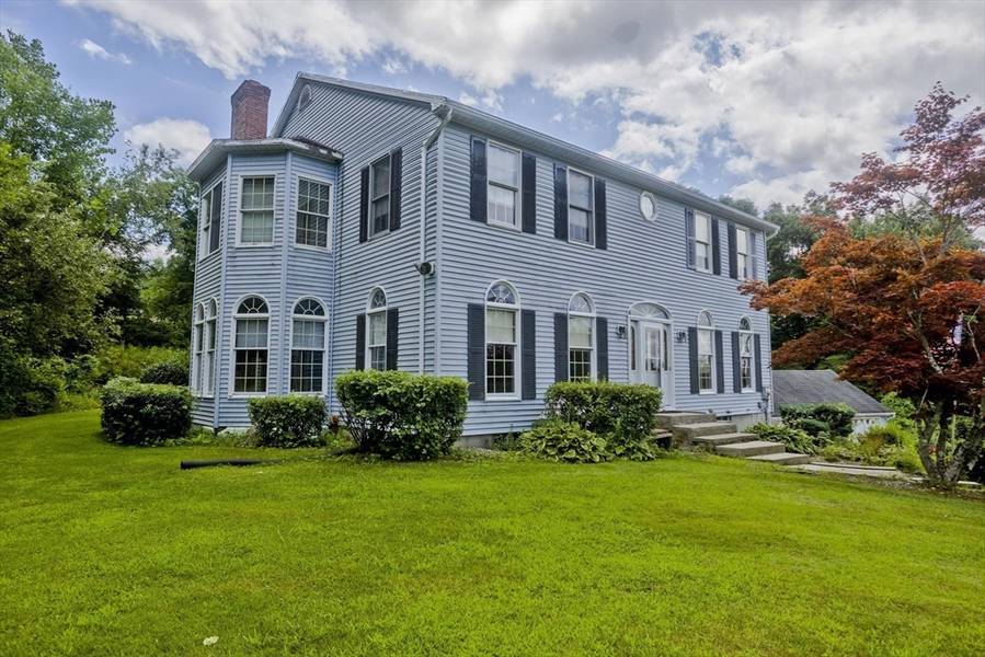 245 Monson Rd, Wilbraham, MA 01095