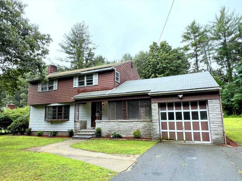 61 Jordan St, Chelmsford, MA 01863