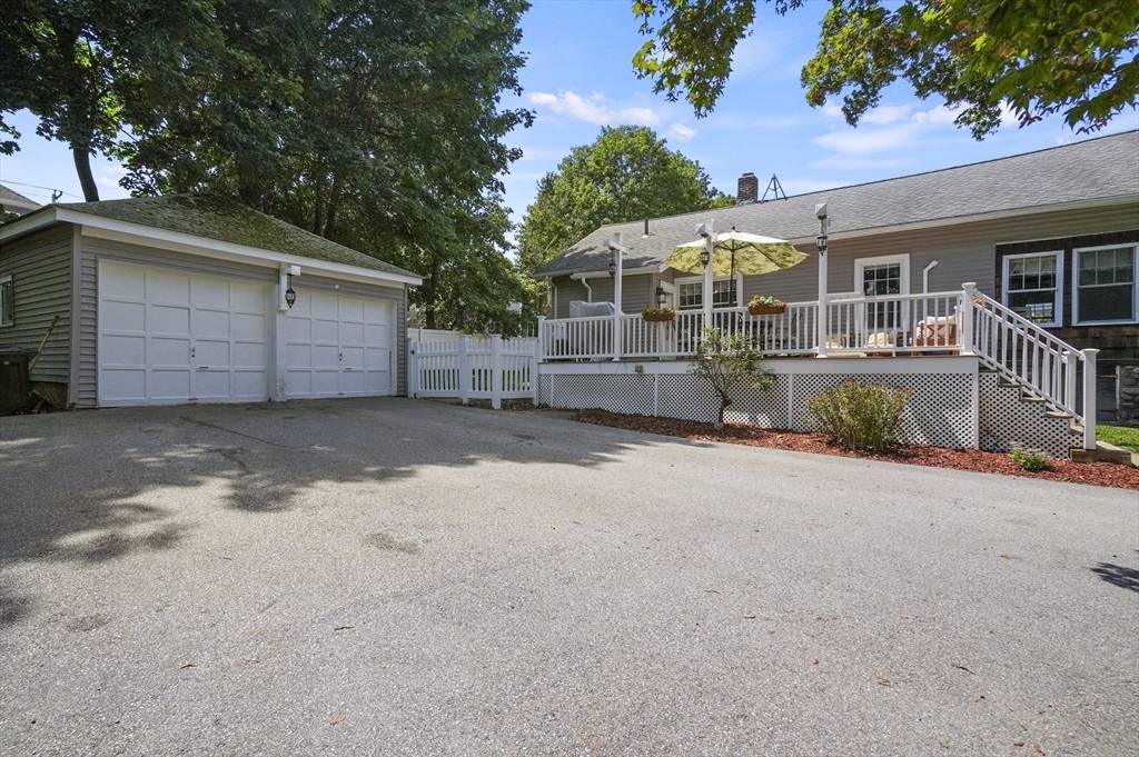 Worcester, MA 01605,9 Burman Avenue