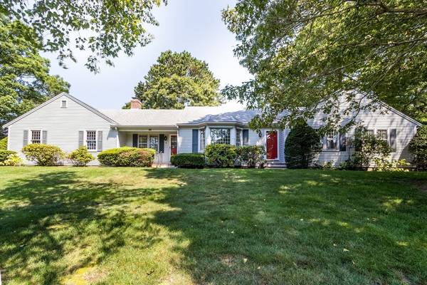 121 Wianno Rd, Yarmouth, MA 02675