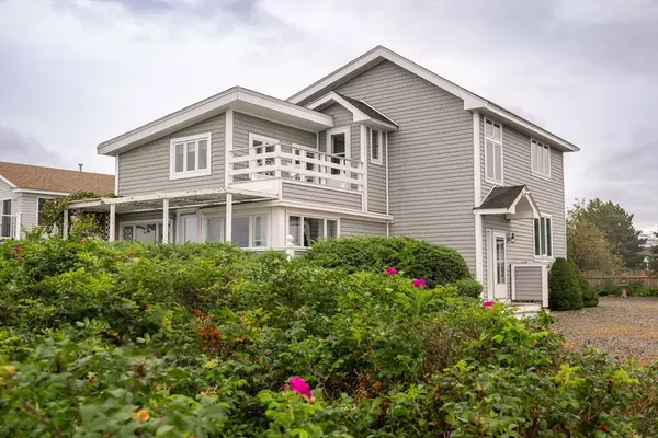 Newburyport, MA 01950,7 Nancy St