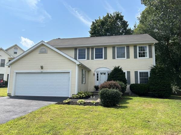 10 Reni Lane, Framingham, MA 01701