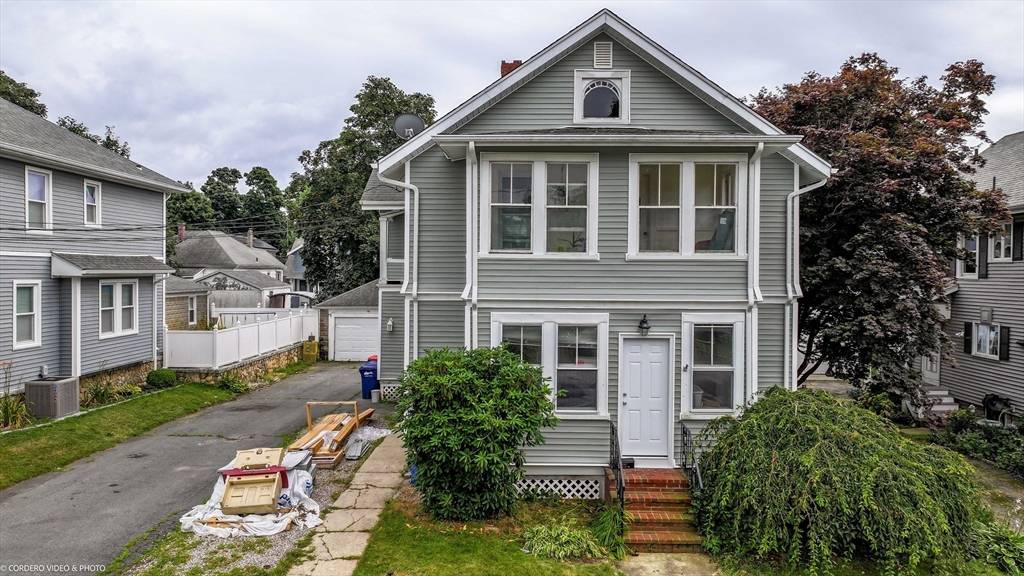 39 Taber St, Fairhaven, MA 02719