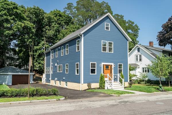 8 Slayton Rd, Melrose, MA 02176