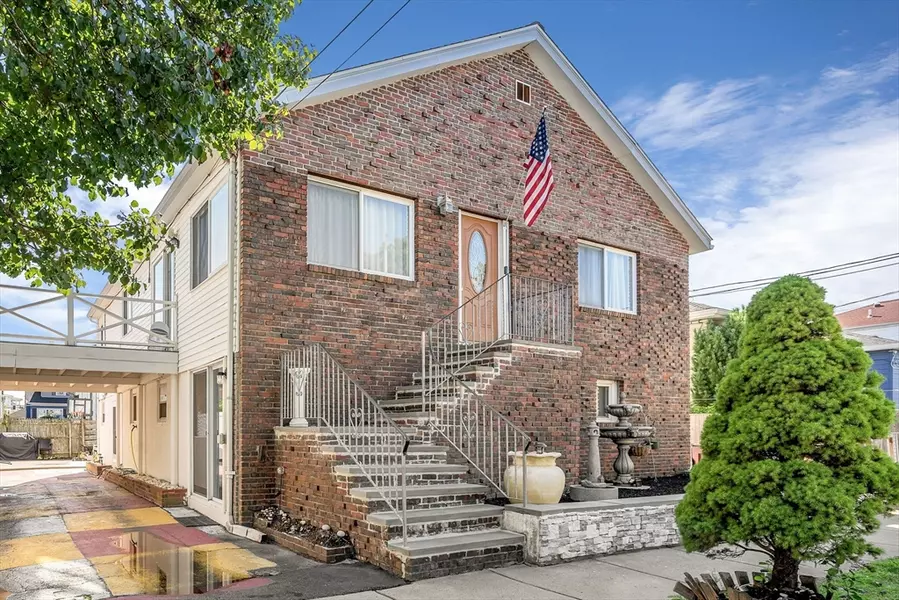 57 Bateman Ave, Revere, MA 02151