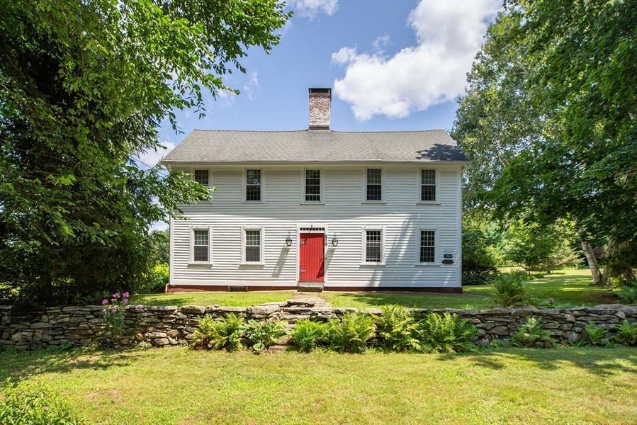 218 Mountain Rd, Wilbraham, MA 01095