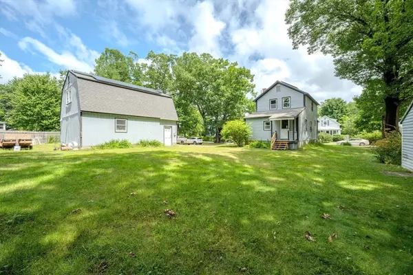 Chelmsford, MA 01824,16 Coolidge Street