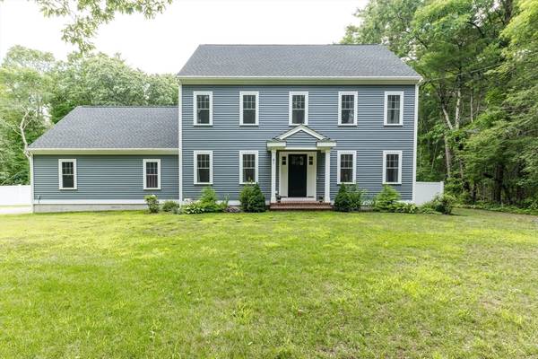 41 Precinct St, Lakeville, MA 02347