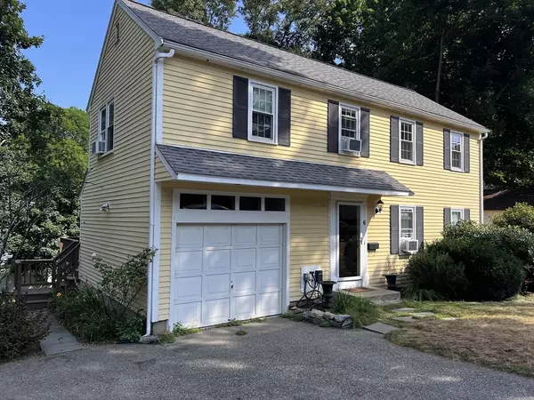 6 Fisher Ave, Wellesley, MA 02482