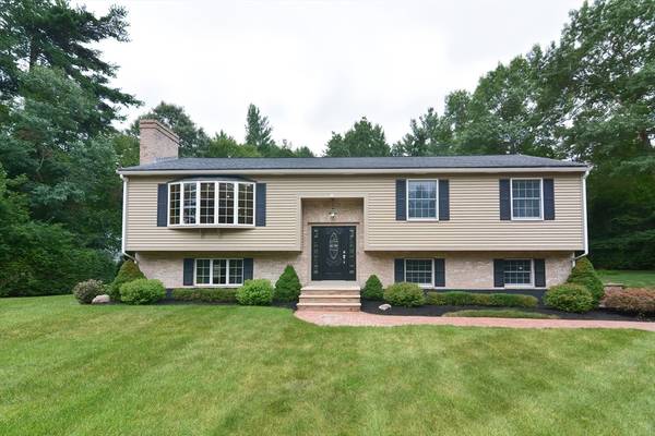 25 Tommi Ann Ter, Bridgewater, MA 02324