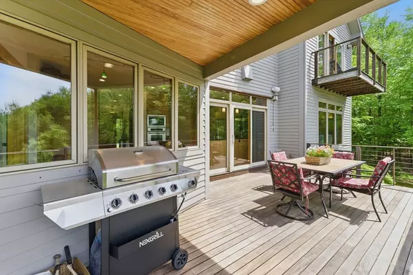Belchertown, MA 01007,12 Old Bay Road