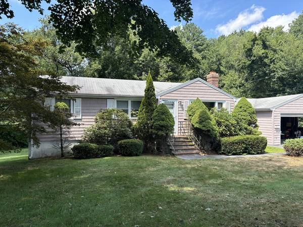 Hudson, MA 01749,19 Lee Cir