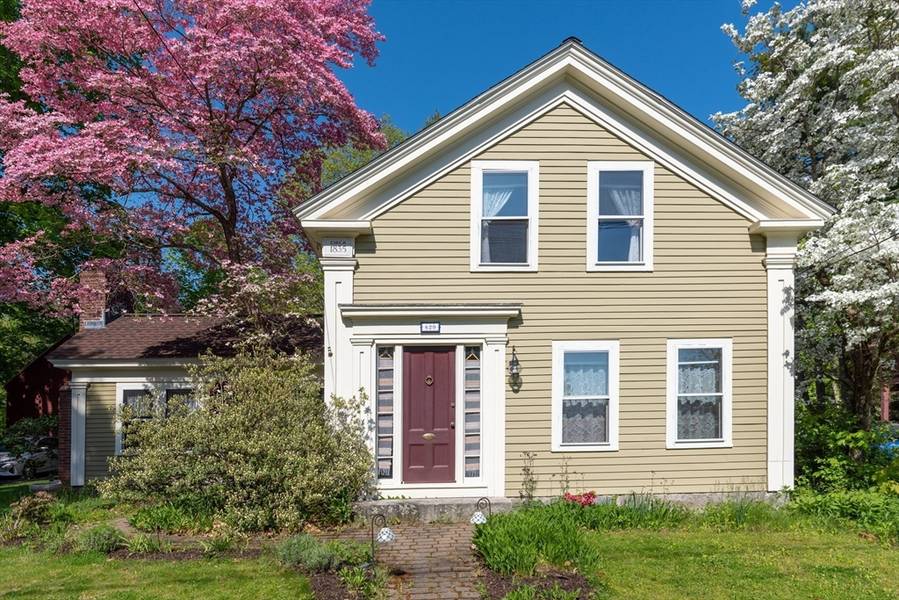 429 South St, Holliston, MA 01746