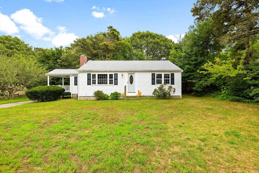 102 Starbuck Lane, Yarmouth, MA 02675