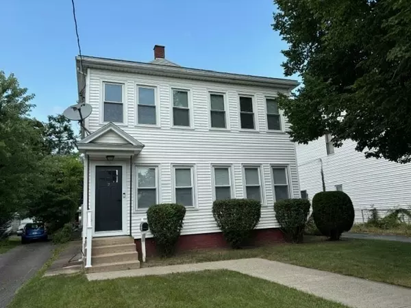 7 Willow Street, Holyoke, MA 01040