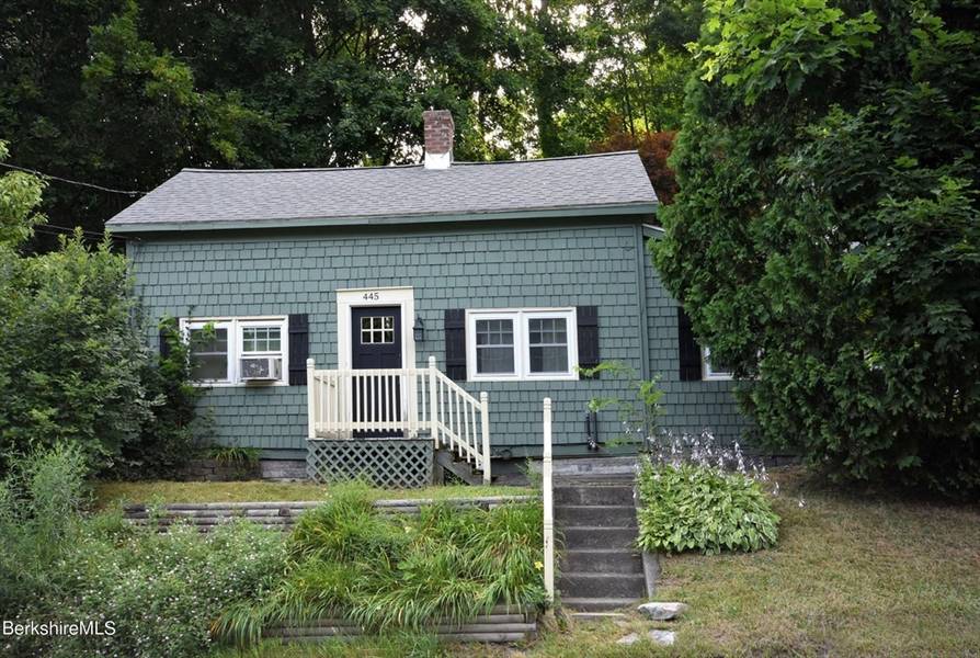 445 N Houghton St, Clarksburg, MA 01247