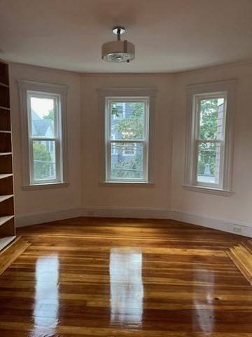 25 Hollis #2, Cambridge, MA 02140