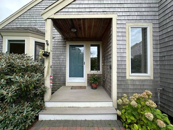 9 Kates Path Village #9, Yarmouth, MA 02675