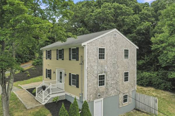 Falmouth, MA 02536,598 Waquoit Hwy