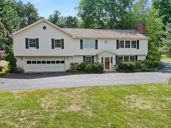 North Andover, MA 01845,75 Foster St