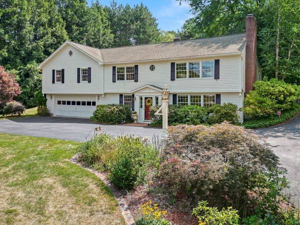 75 Foster St, North Andover, MA 01845