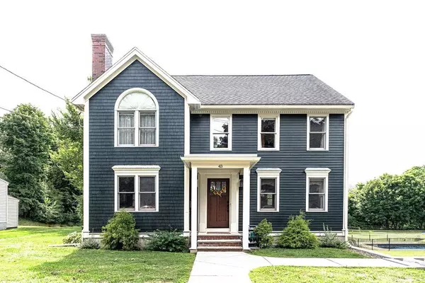 Amesbury, MA 01913,43 Oakland Street