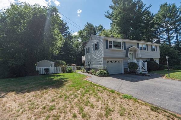 Billerica, MA 01821,16 Freddy Rd