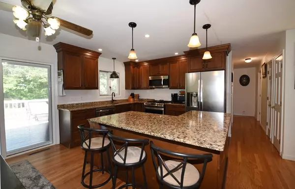Marshfield, MA 02050,39 Chandler Dr