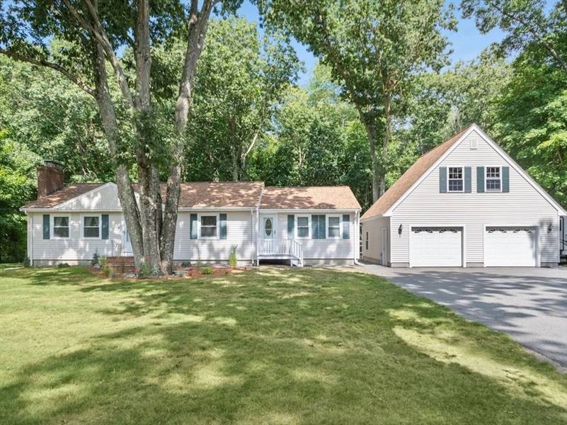 266 Robinson St, Raynham, MA 02767