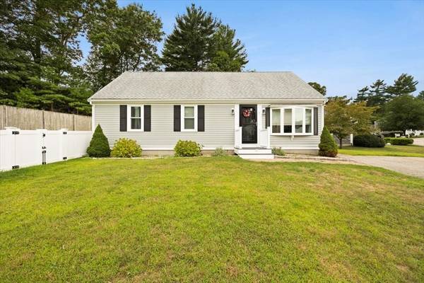 7 Sugarberry Cir, Pembroke, MA 02359