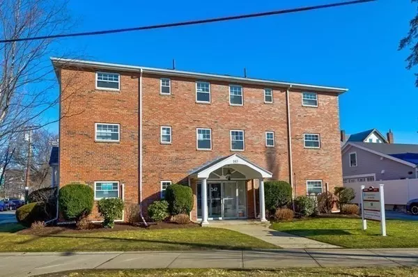 Arlington, MA 02474,347 Massachusetts Ave #3