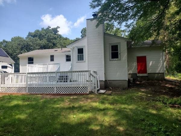 Palmer, MA 01069,246 Breckenridge St