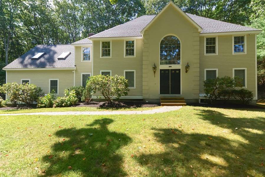 191 Littlefield Ln, Marlborough, MA 01752