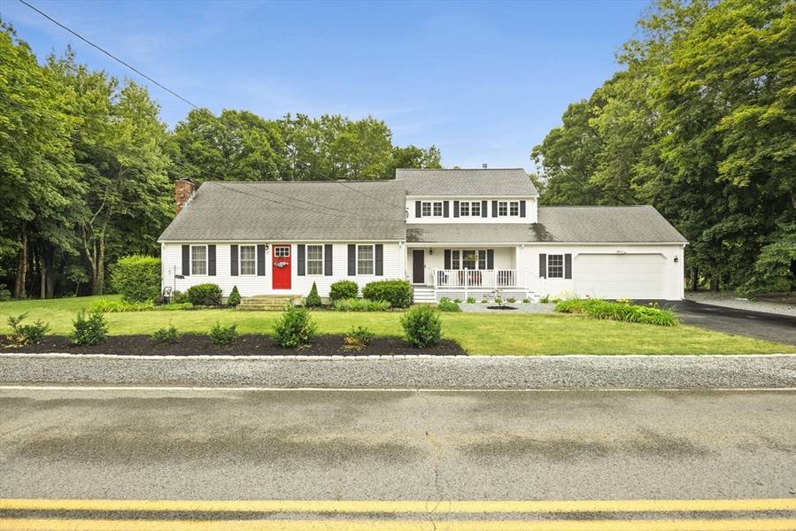 16 Agricultural Ave, Rehoboth, MA 02769