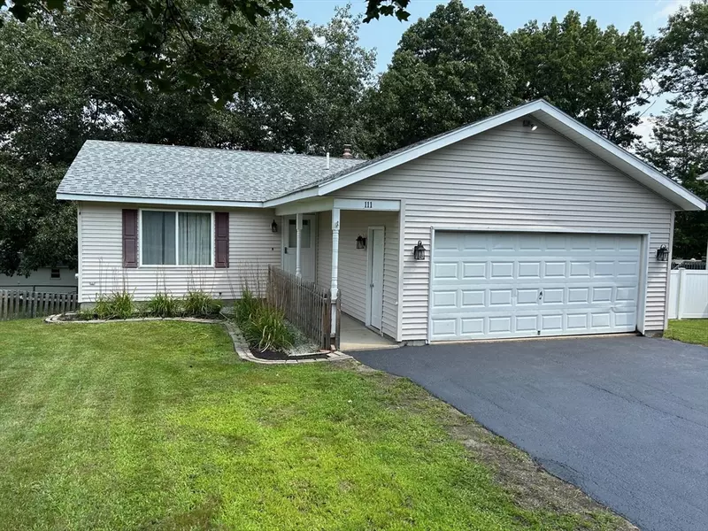 111 Colony Rd, Fitchburg, MA 01420