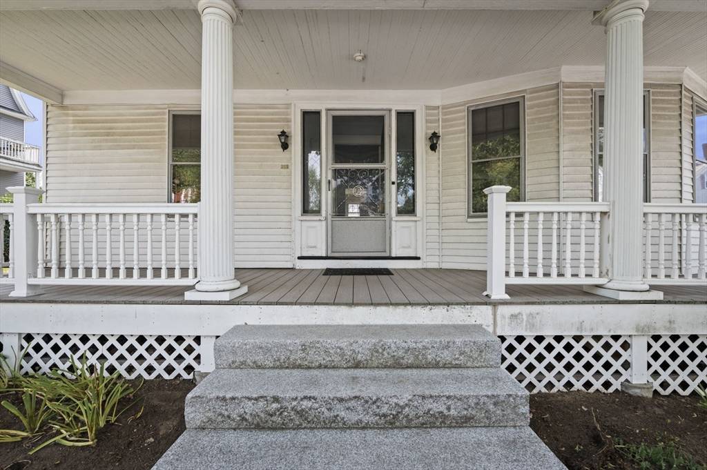 366 Cabot St, Beverly, MA 01915