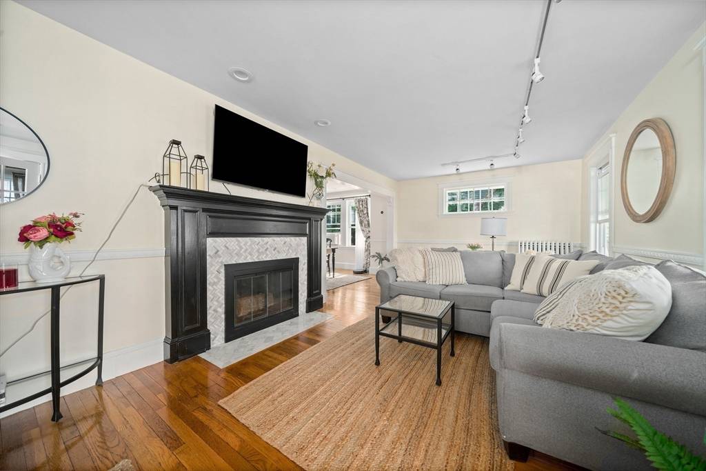 Milton, MA 02186,61 Houston Avenue