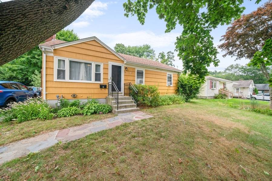 61 Sherman St, Brockton, MA 02302