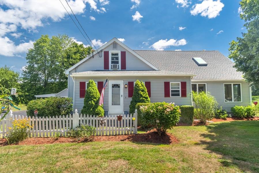 11 Foch Ave, Westfield, MA 01085