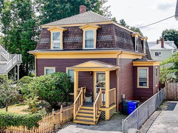 20 Mount Vernon St, Malden, MA 02178