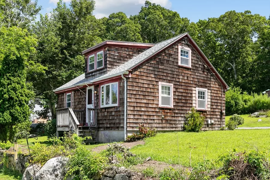 18 Rocky, Tiverton, RI 02878