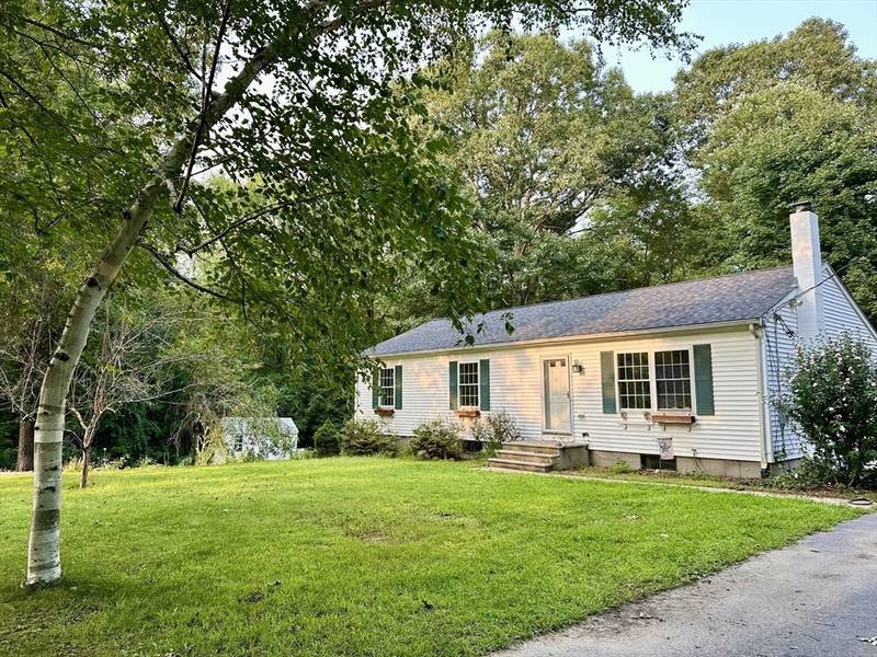 17 Churchill Rd, Douglas, MA 01516