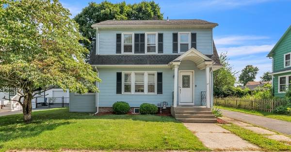 27 Oakland St, West Springfield, MA 01089