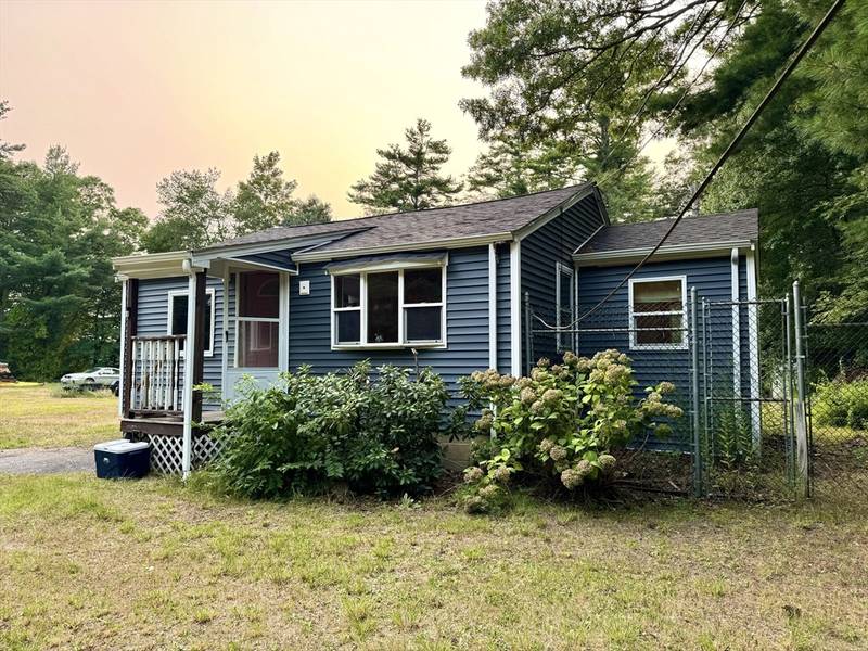 10 Doreen Way, Carver, MA 02330