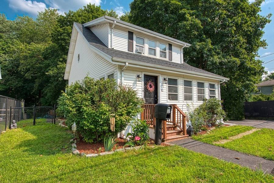 42 Ingell St, Taunton, MA 02780