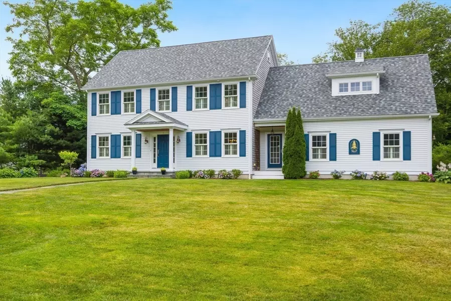 7 Jacobs Meadow Rd, Sandwich, MA 02537