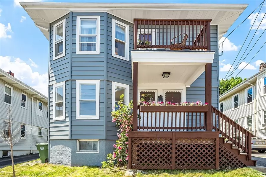 17 - 19 Oakland Street, Watertown, MA 02472