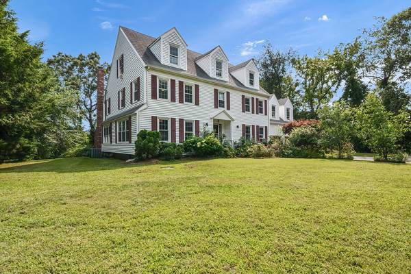 156 Mitchell Rd, Holliston, MA 01746